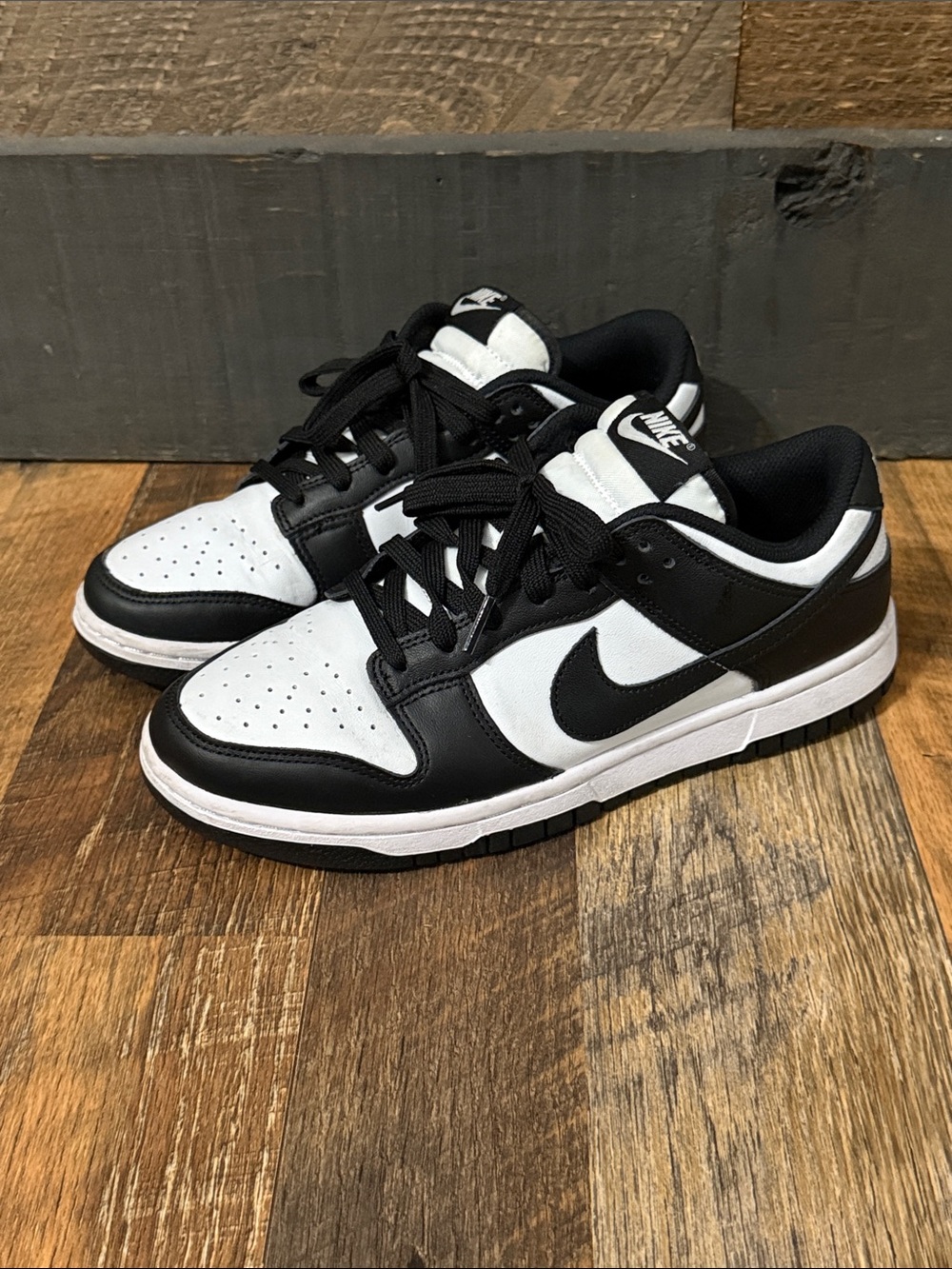 Nike Dunk Low Retro Panda Black White Sneakers Women’s 8.5